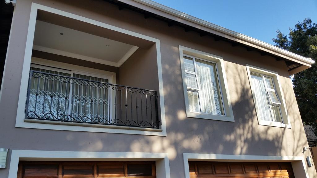 ヨハネスブルグ 6 On Acacia Bed & Breakfast 部屋 写真
