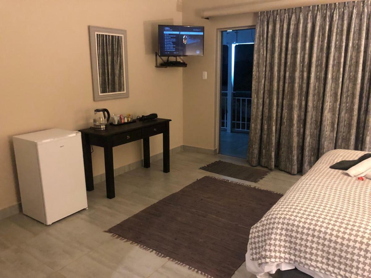 ヨハネスブルグ 6 On Acacia Bed & Breakfast エクステリア 写真