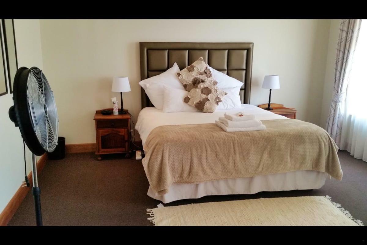 ヨハネスブルグ 6 On Acacia Bed & Breakfast エクステリア 写真